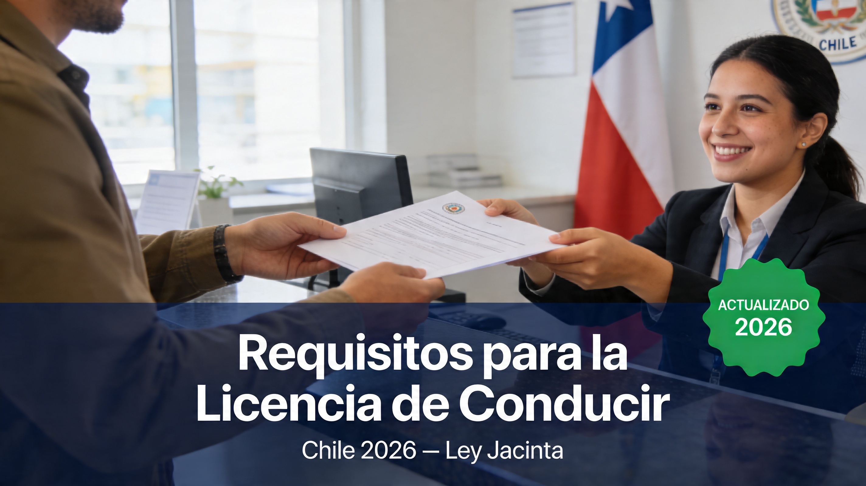 Persona presentando documentos en la Dirección de Tránsito para tramitar licencia de conducir